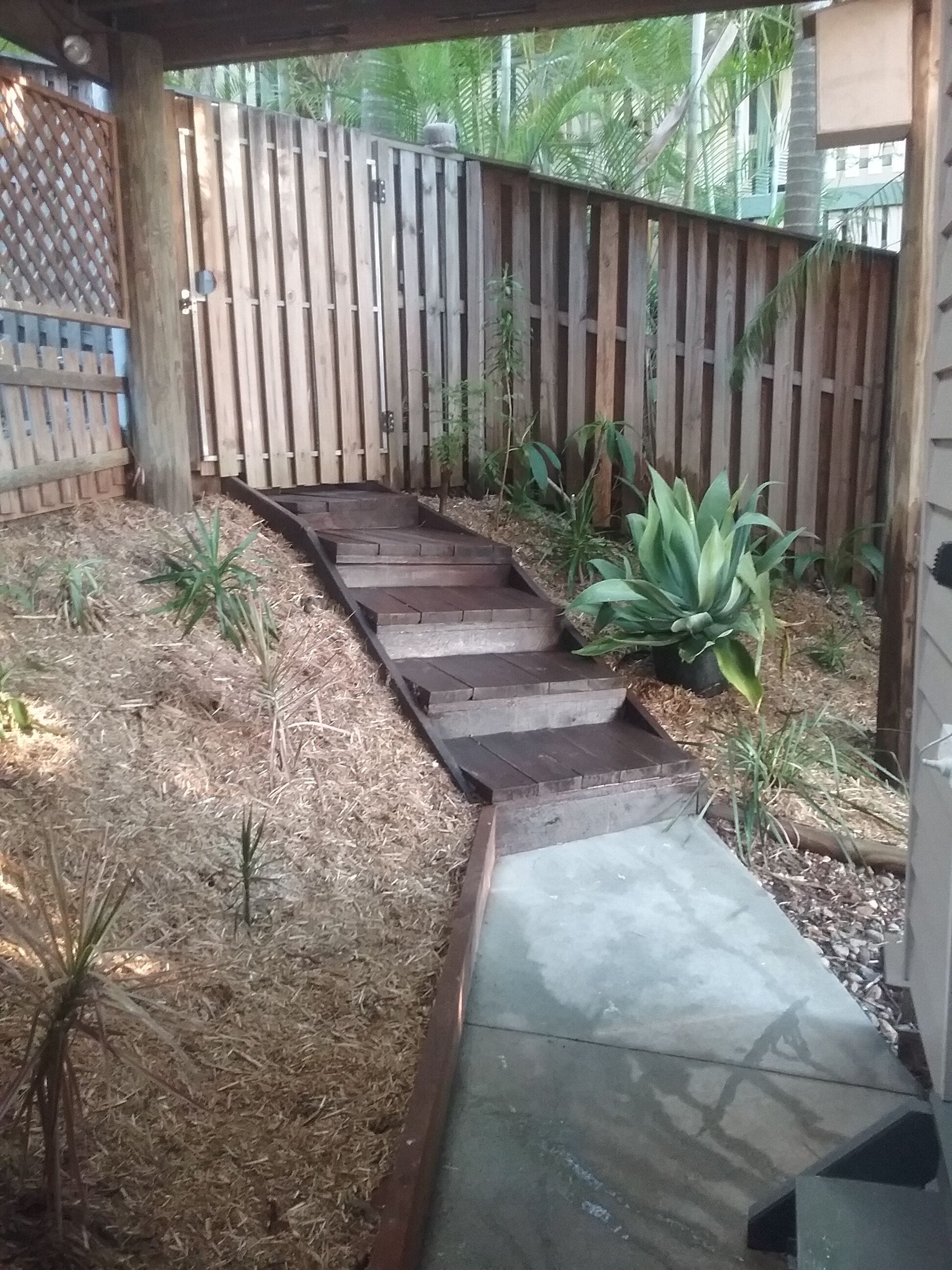 Modern Gold Coast Suite/ Close to Theme Parks with Mountain views