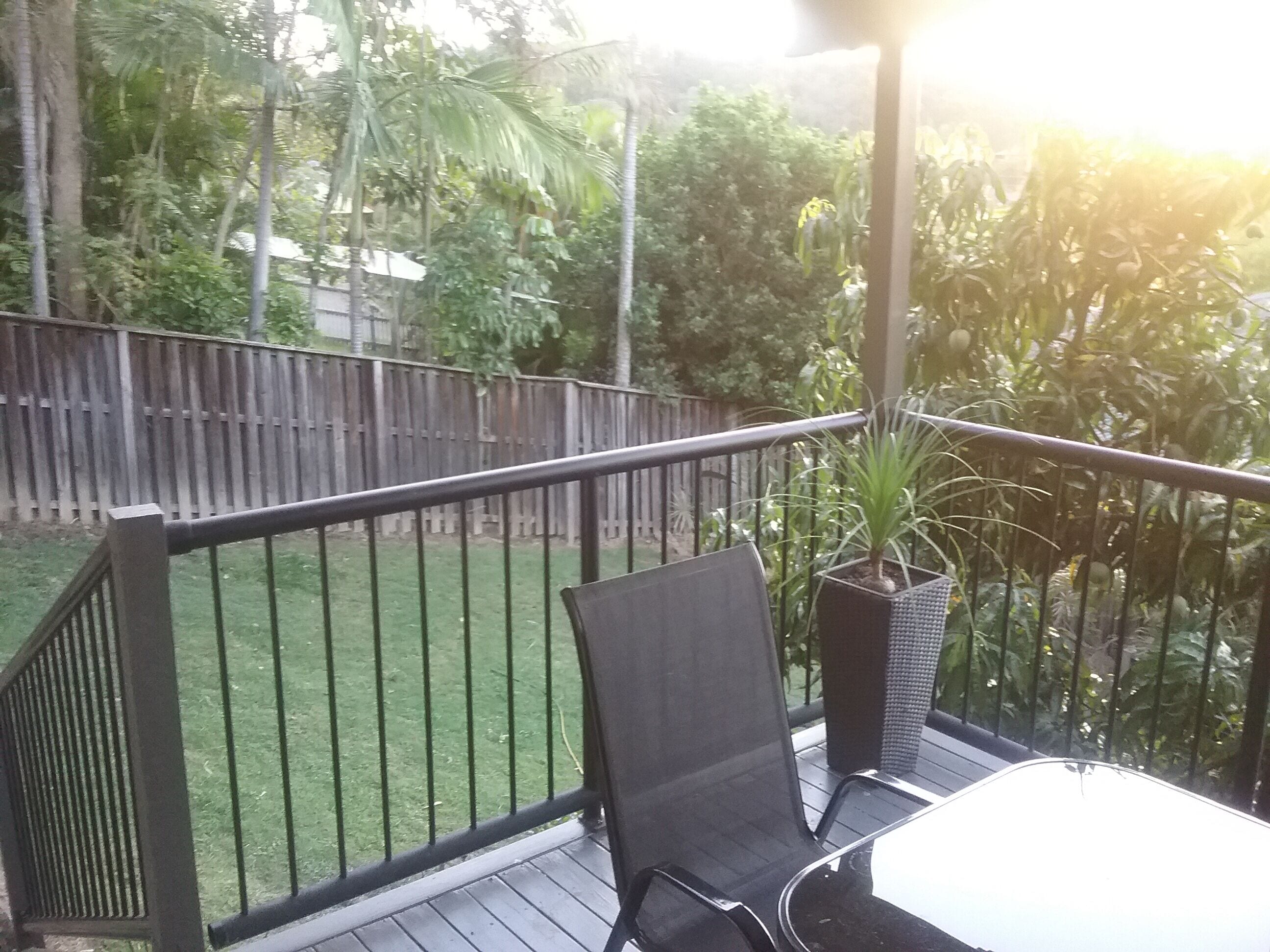 Modern Gold Coast Suite/ Close to Theme Parks with Mountain views