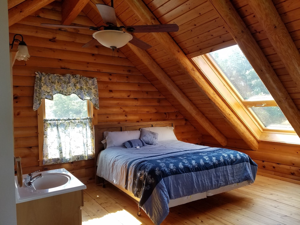 Seneca lake Love Shack in the heart of Wine Country Penn Yan Vrbo