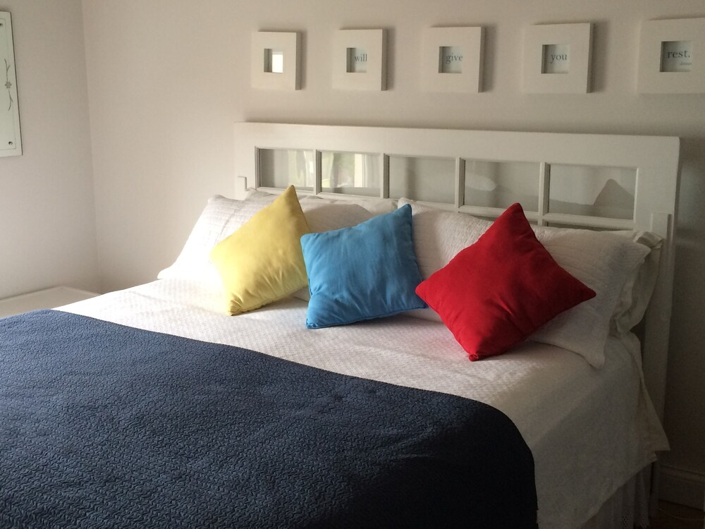 A spacious loft apartment in downtown Berrien Springs. Berrien