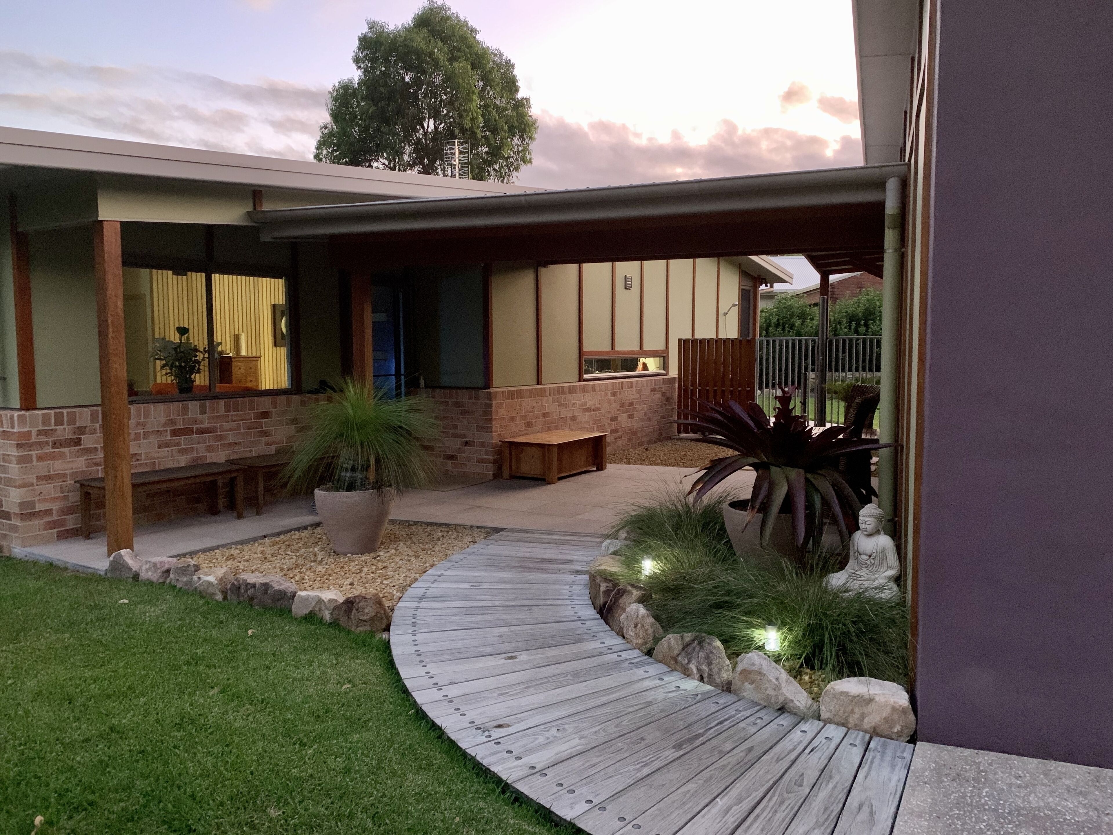 Moonee Habitat B&B - The Perfect Stopover