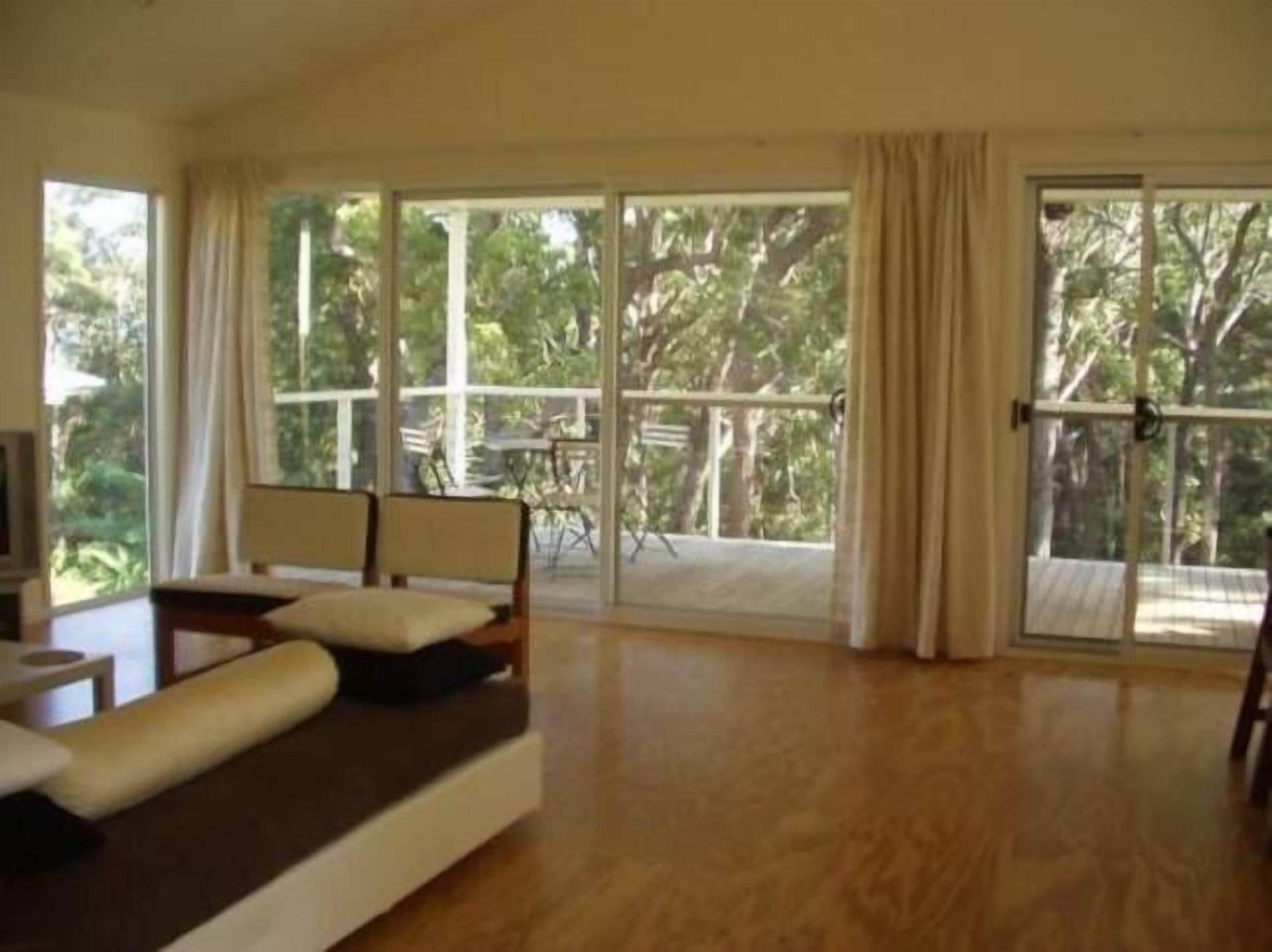 Valla Beach Retreat House