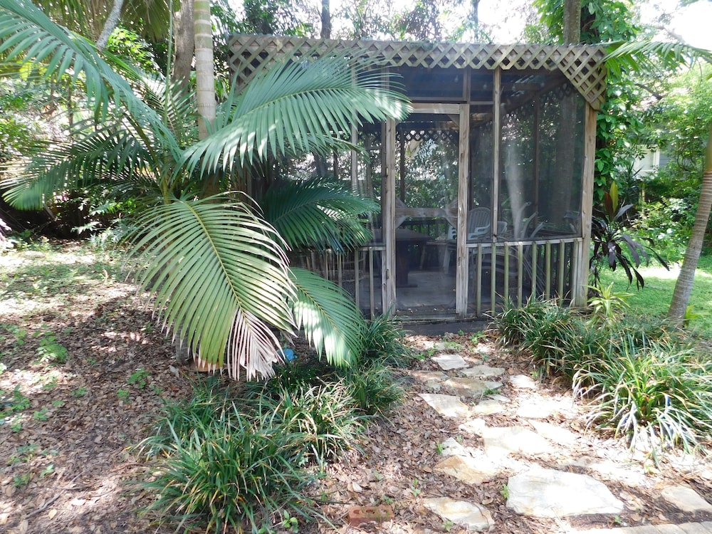 A Broad Street Studio