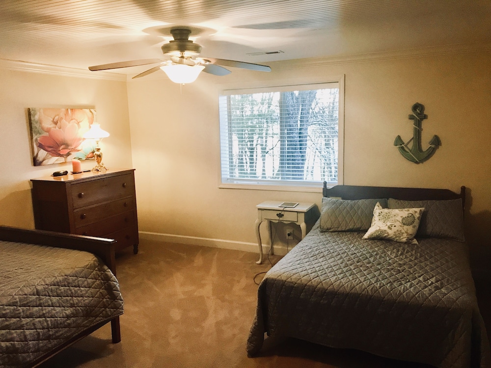 Dale Hollow Lake’s ONLY Waterfront Home. Monroe Vrbo