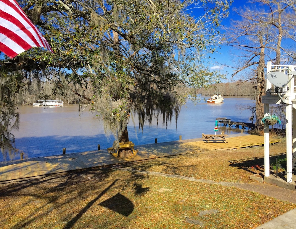 Louisiana Vacation Rental On Tickfaw River Near Baton Rouge New