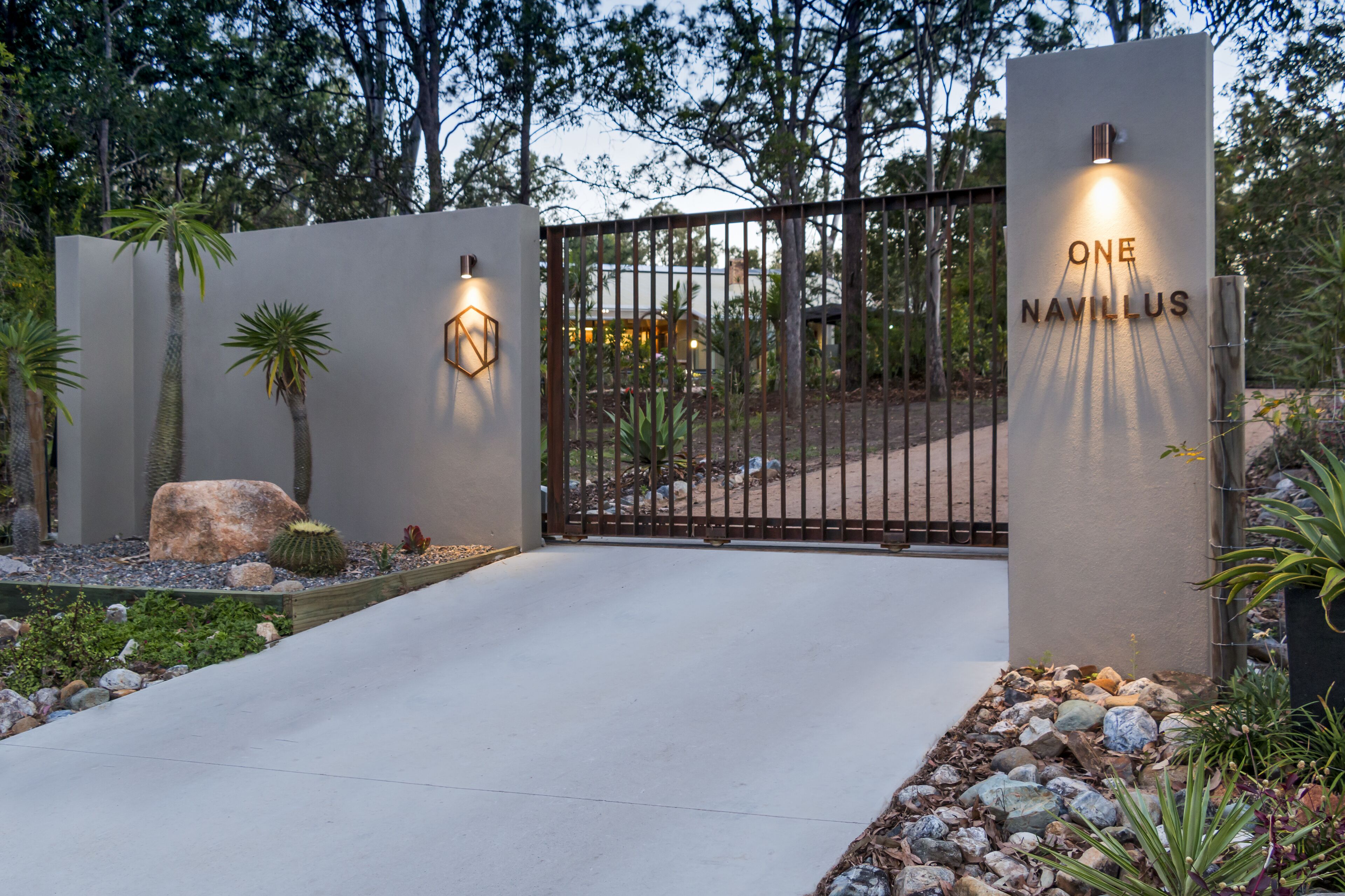 Samford Valley Resort Style Retreat 'Navillus'