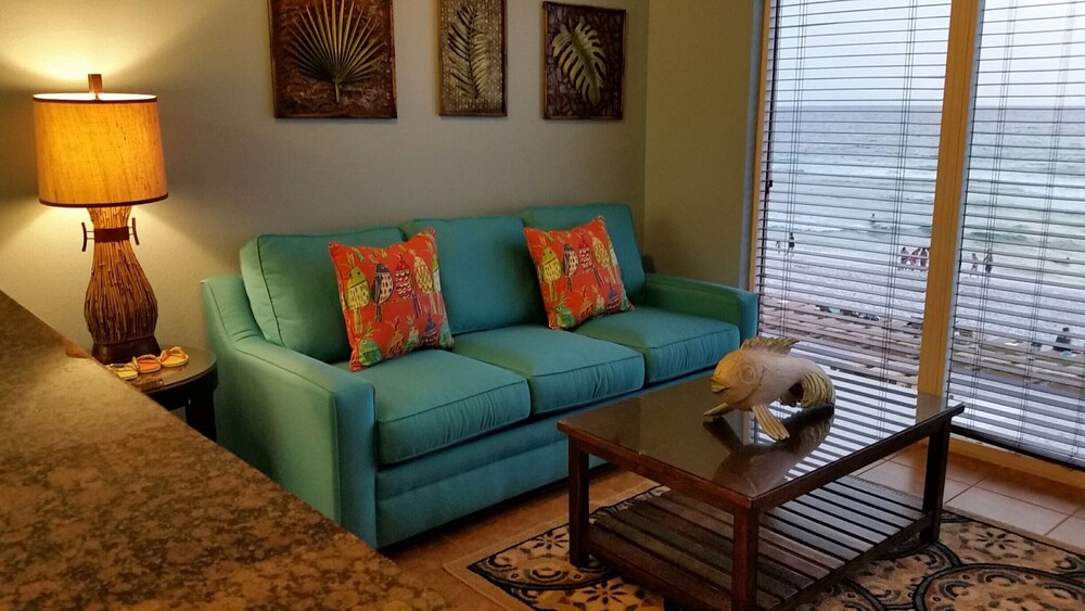 FIRST Floor BEACHFRONT 2 BDR/2BA Tidewater Condo, Max 6, Families Only