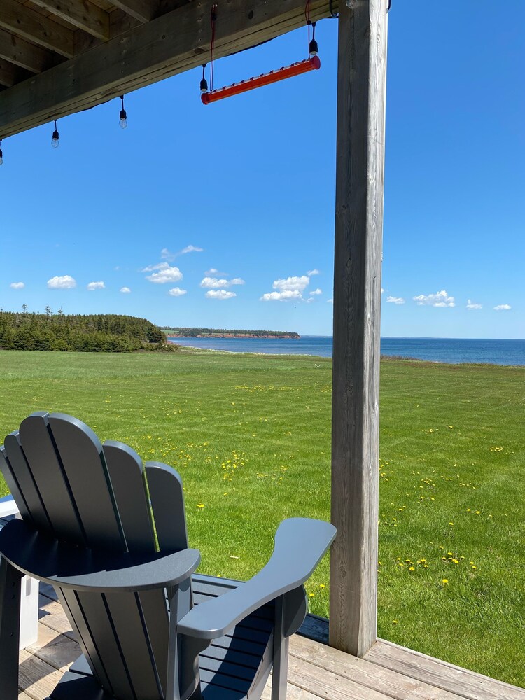 PEI Luxury Oceanfront Beach House 4.5 star on Canada Select Deals