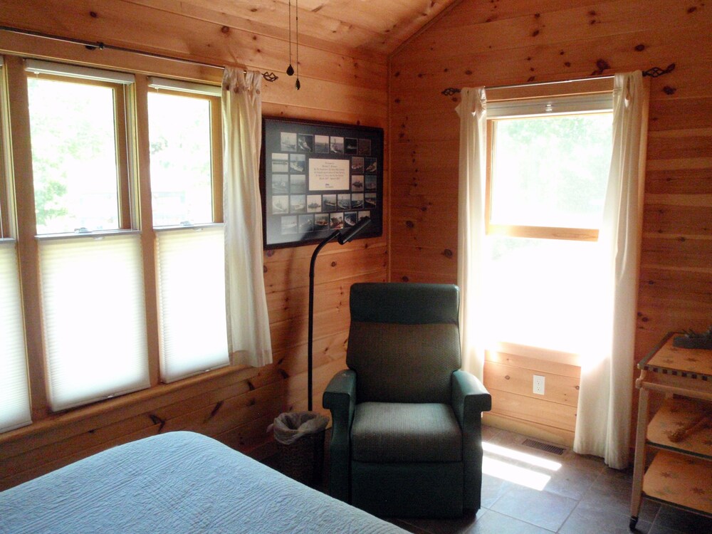 Maine Seaside Cottage in Long Cove Point, Pemaquid Peninsula, Midcoast