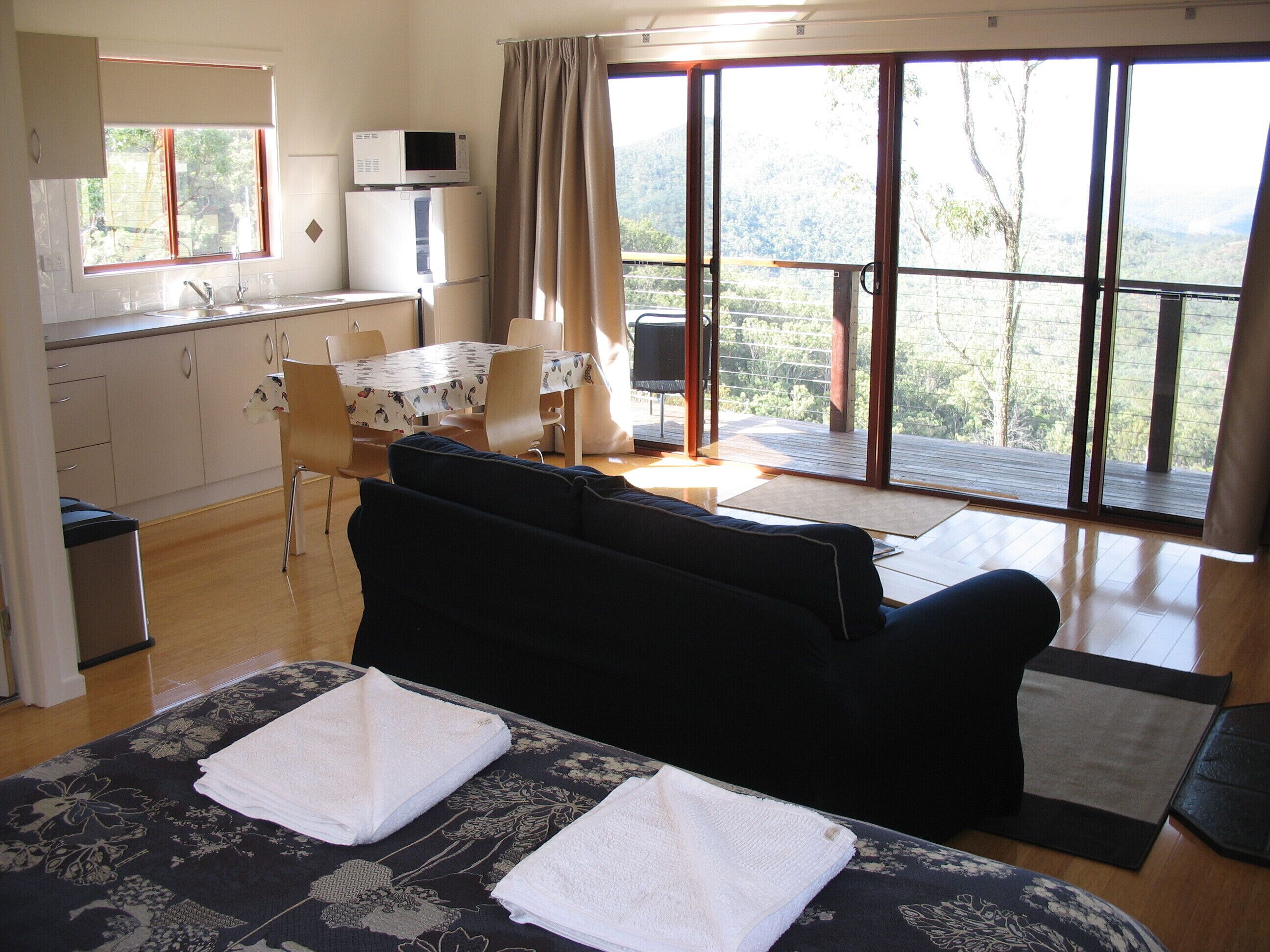 Toowoomba Holiday Chalet with Views and Wood Heater