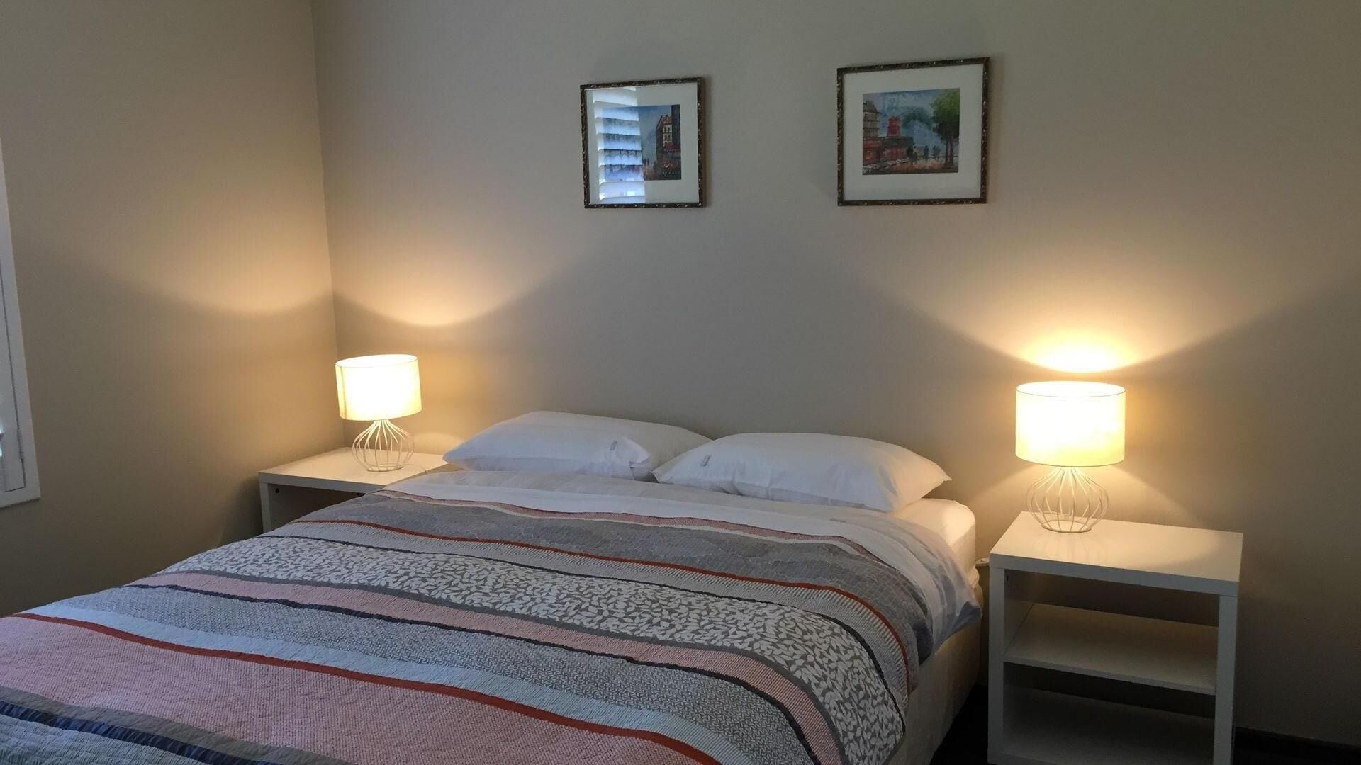 Rivers Court - small complex and close to city - min of 3 night stay generally