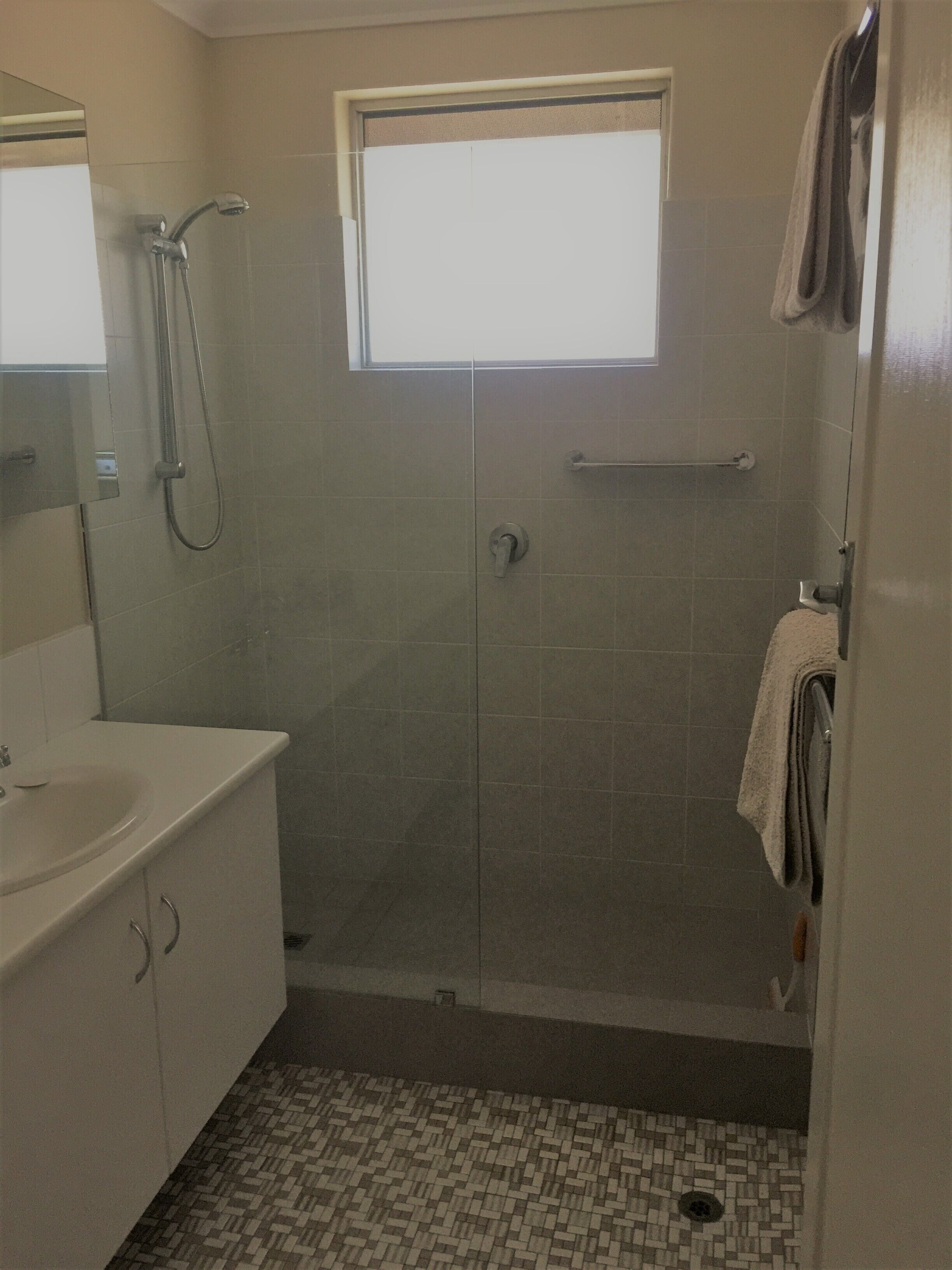 Rivers Court - small complex and close to city - min of 3 night stay generally