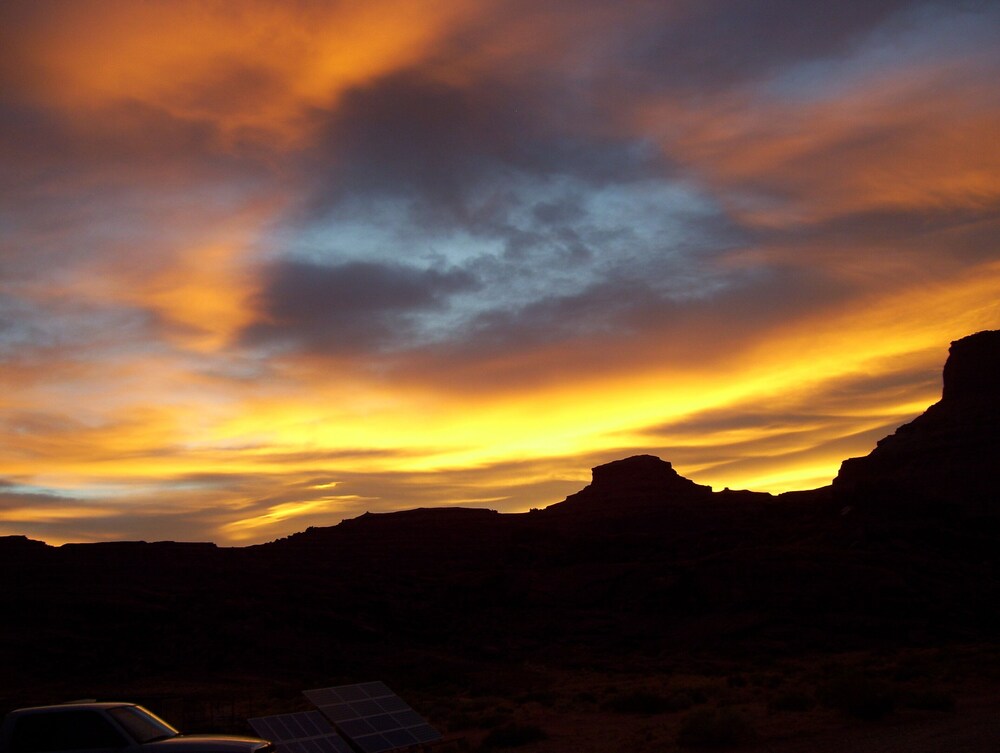 I'm Open, Base Camp Adventure Lodge, King bed