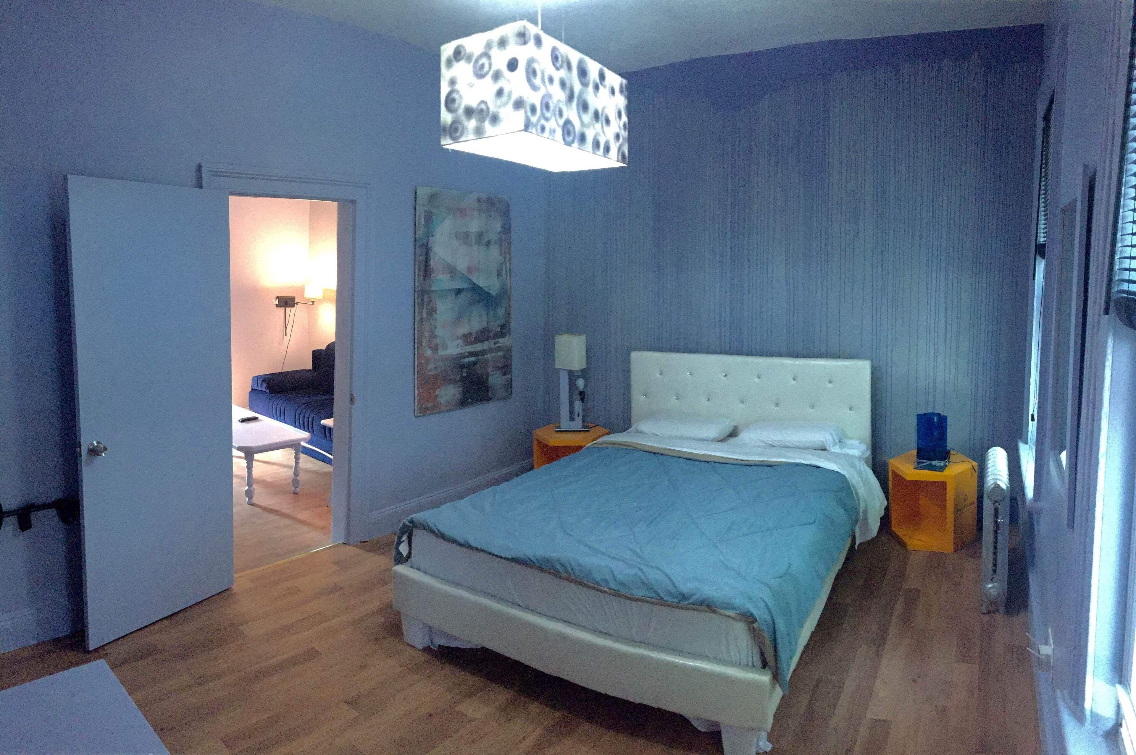 Artsy 2 Bedroom Apt Sleeps 5 15 Mins To Nyc New York