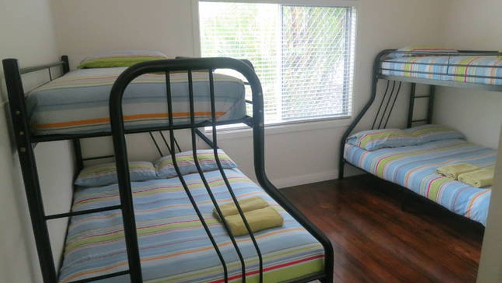 Coffs Harbour Beach House, One of the Best Located Holiday Homes in Coffs!!