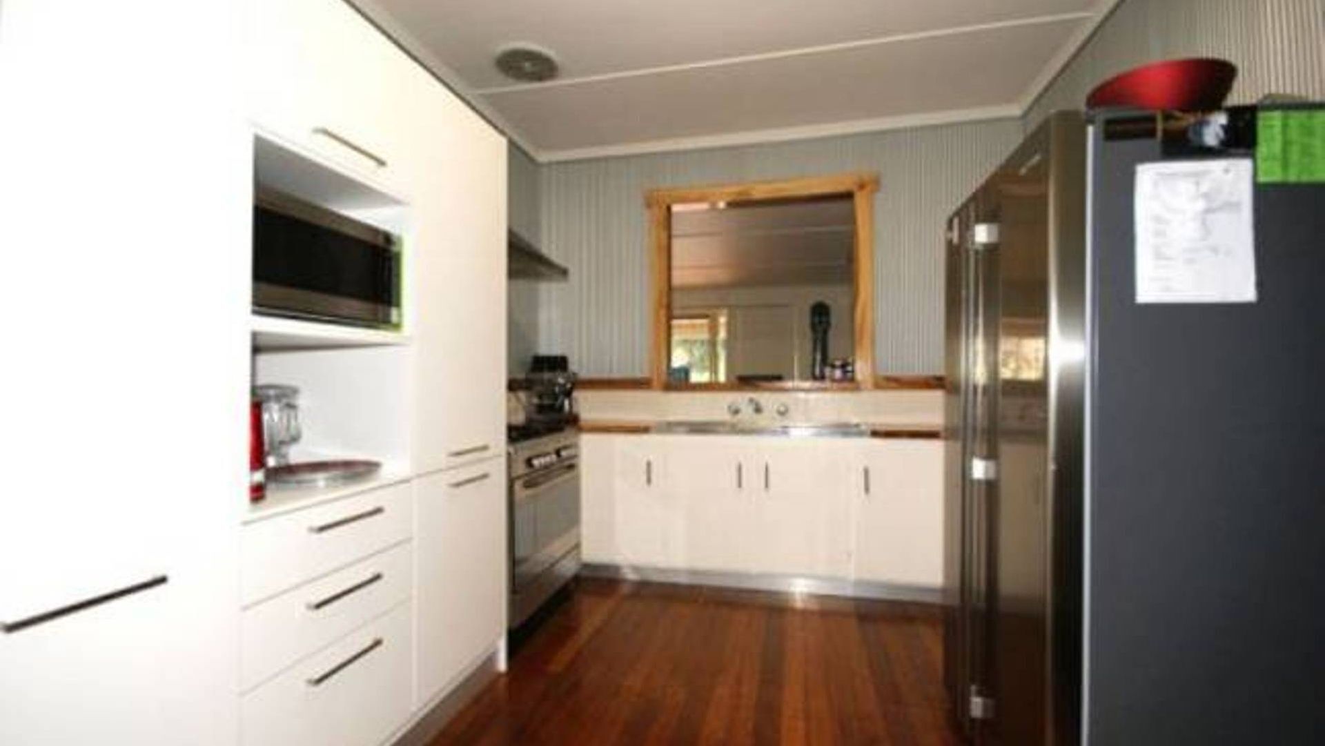 Coffs Harbour Beach House, One of the Best Located Holiday Homes in Coffs!!