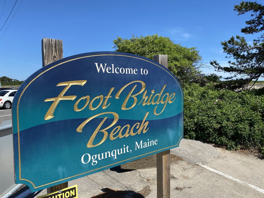 Ogunquit, Me  5 minute Walk to Footbridge Beach.