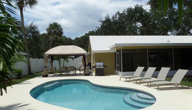 Download Island Living Within Walking Distance To Beach Restaurants Shops For Android Free Wallpaper Island Living Within Walking Distance To Beach Restaurants Shops For Android Free