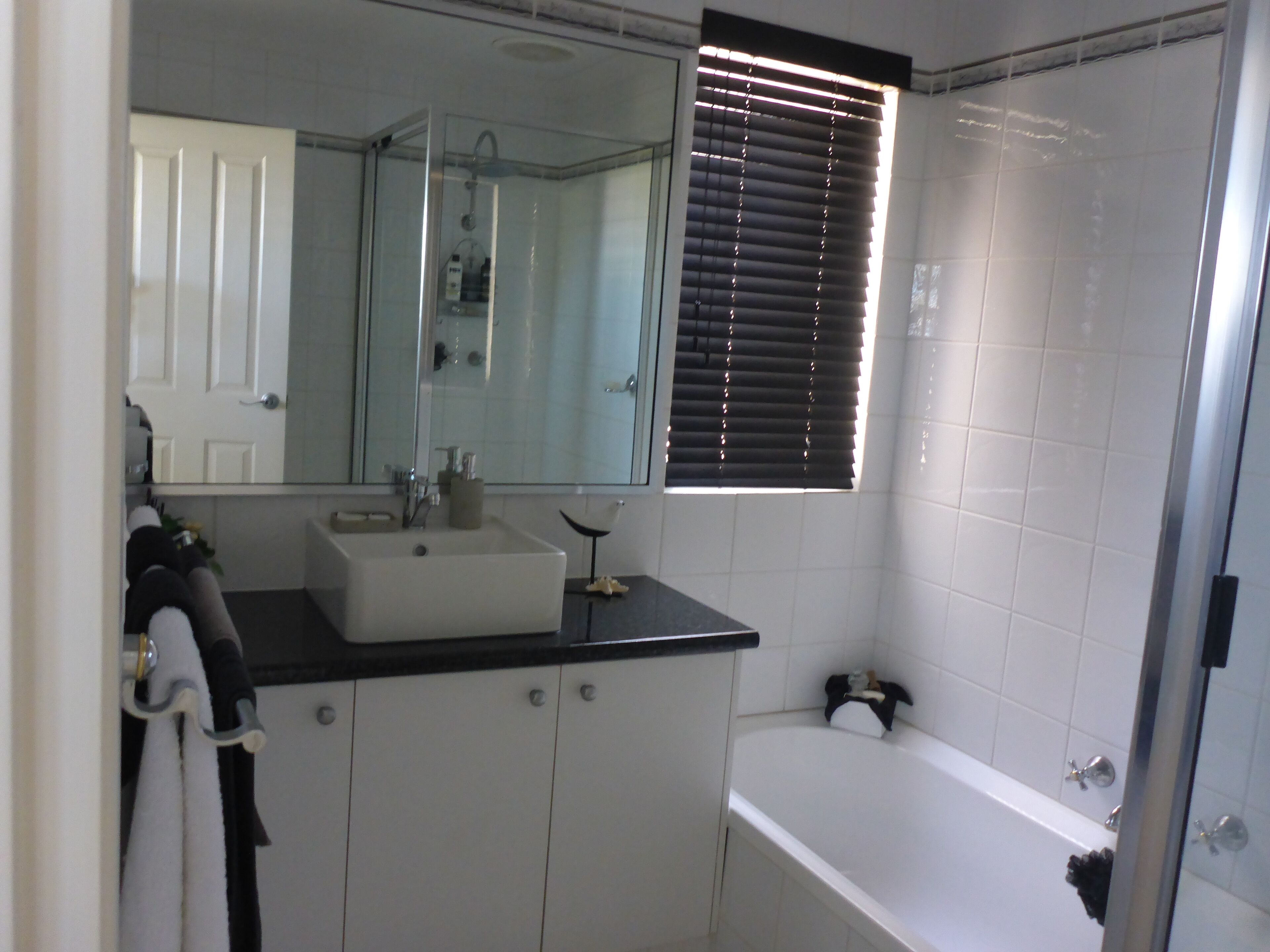 All quality linen supplied + free WiFi, Netflix, gift etc