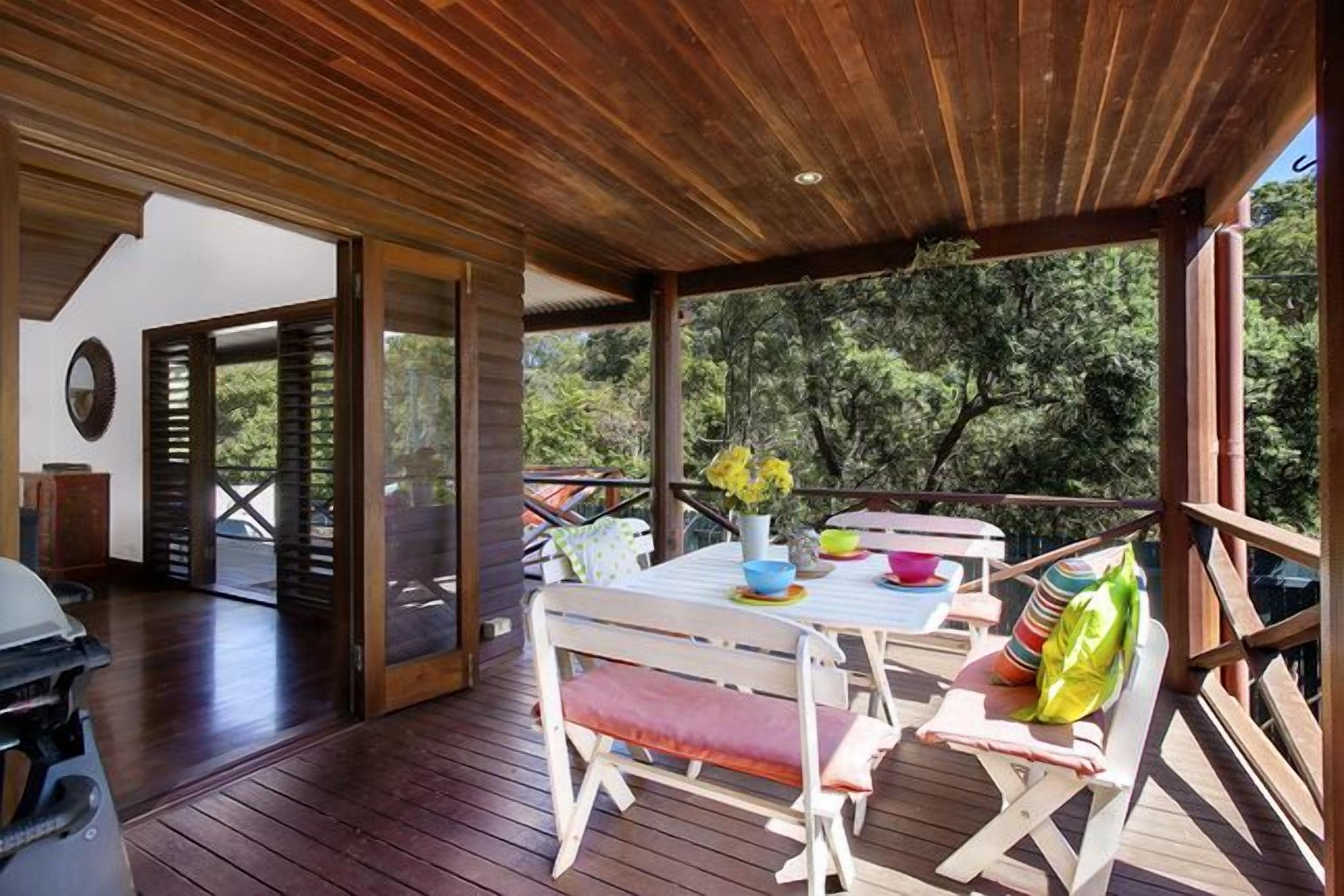 Off-Peak Specials! Ocean-view, 2 Dwellings, Unique Boutique Valla Beach!