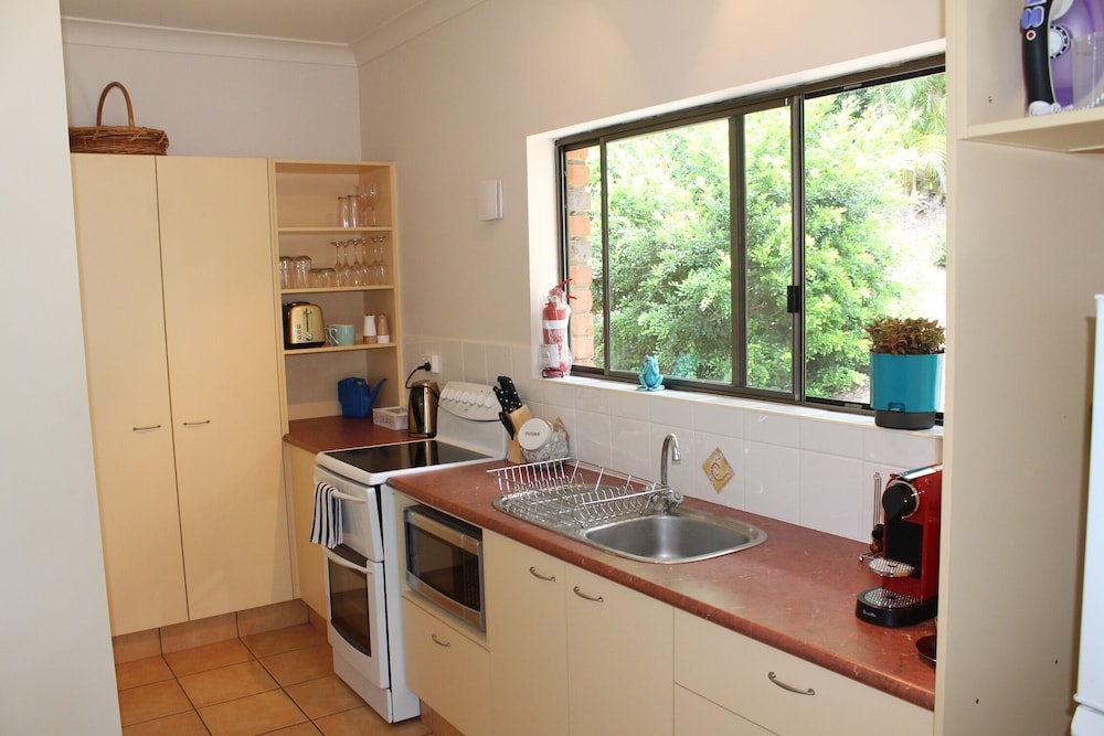 Peaceful @ West Woombye BnB