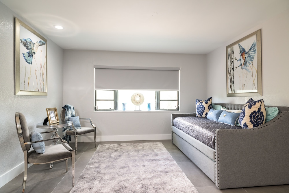 AMAZING LARGE NEWLY REMODELED ESTATE HOME