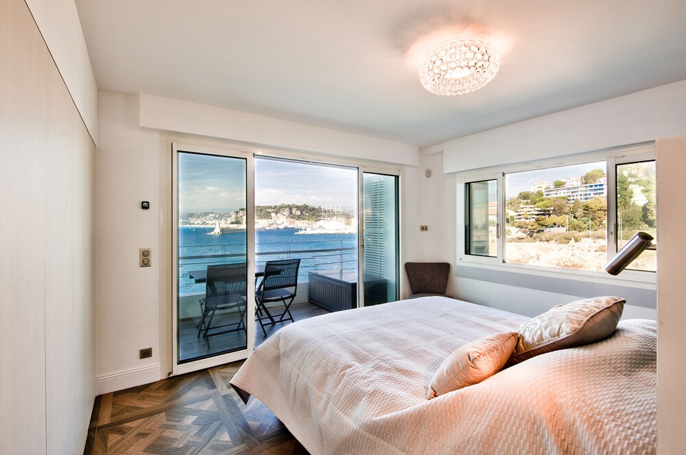 Photo inspiration: Gallery Detail: Waterfront 4Br Apartment With Breathtaking Views And Direct Access To