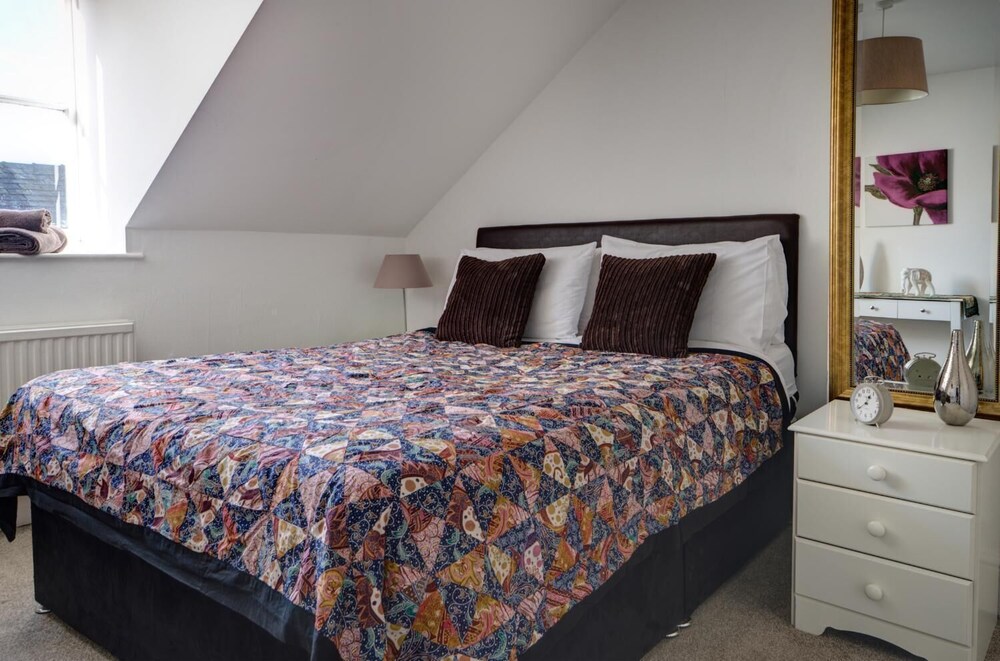 Licatas Apartment Cotswolds Sleeps 6