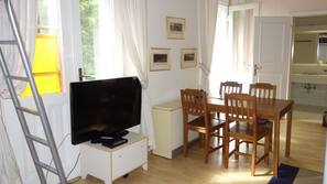 Fernseher