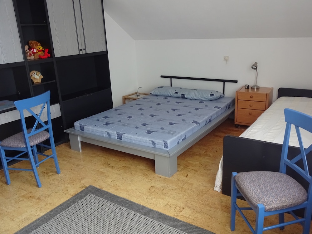 Apartment in Ludwigshafen, near the lake, 85 sqm for max. 6 persons