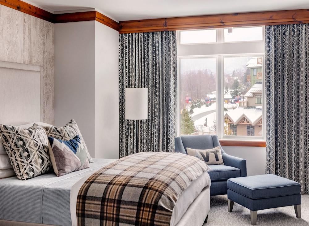 Lodge at Spruce Peak - Lux 3 Bdrm, Ski In/Out & Steps Away from All the Action!