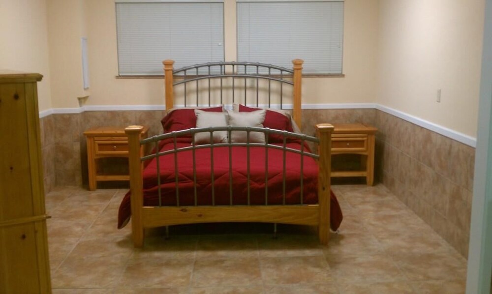 3400 sf Stilt Home Retreat of Gated Privacy on Homosassa Peninsula