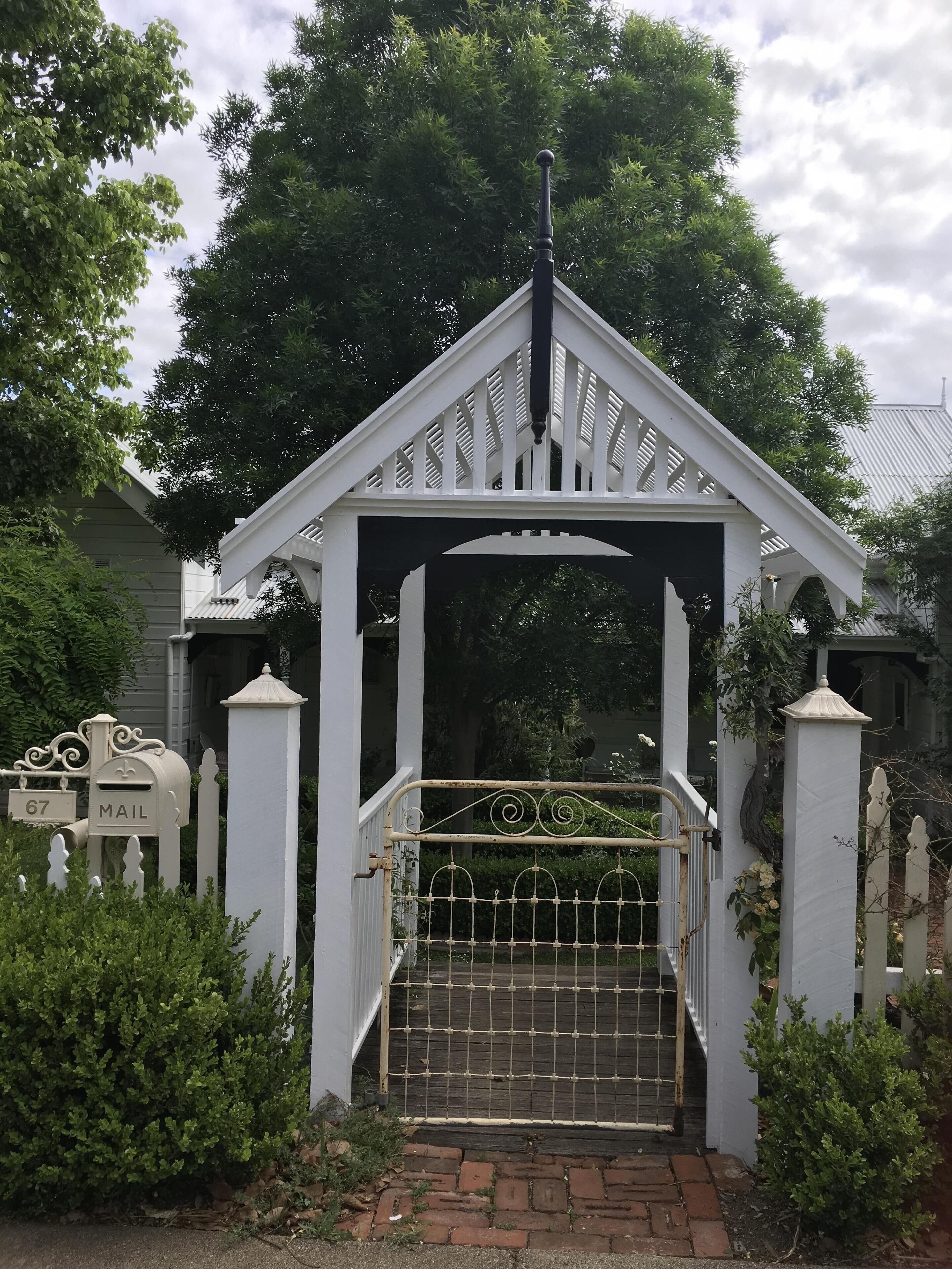 MAGNOLIA Just for you ,Pool