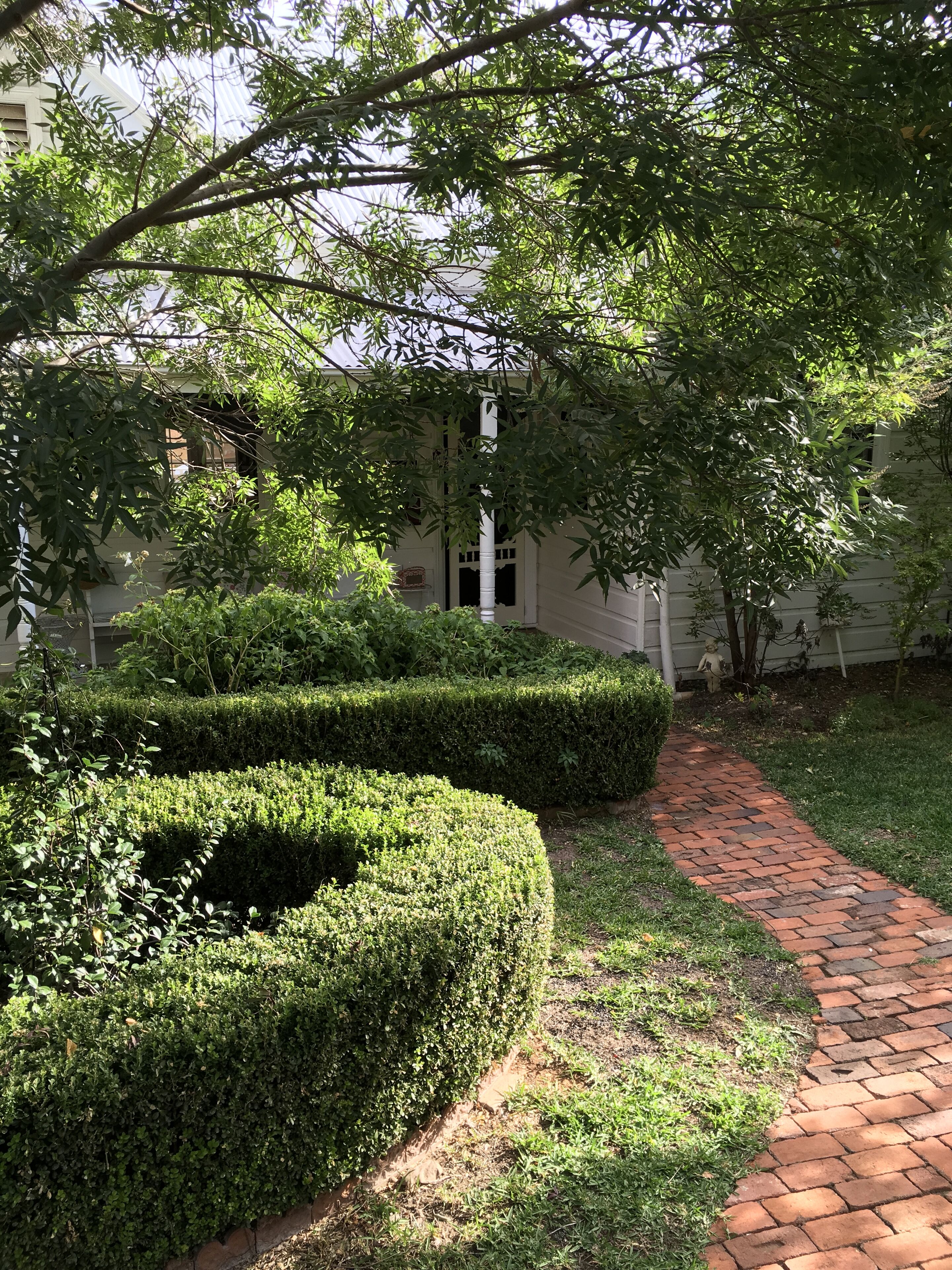 MAGNOLIA Just for you ,Pool