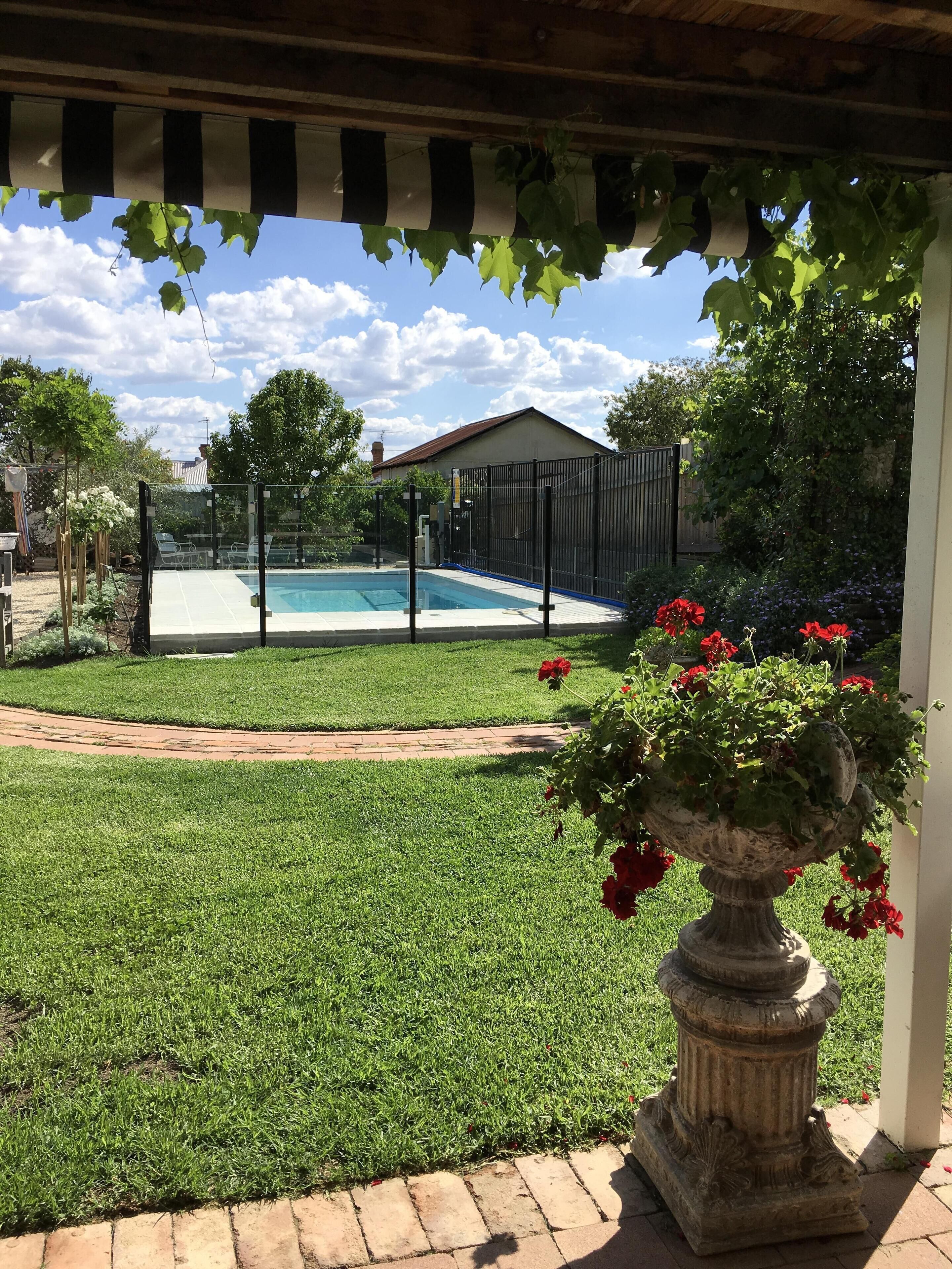 MAGNOLIA Just for you ,Pool