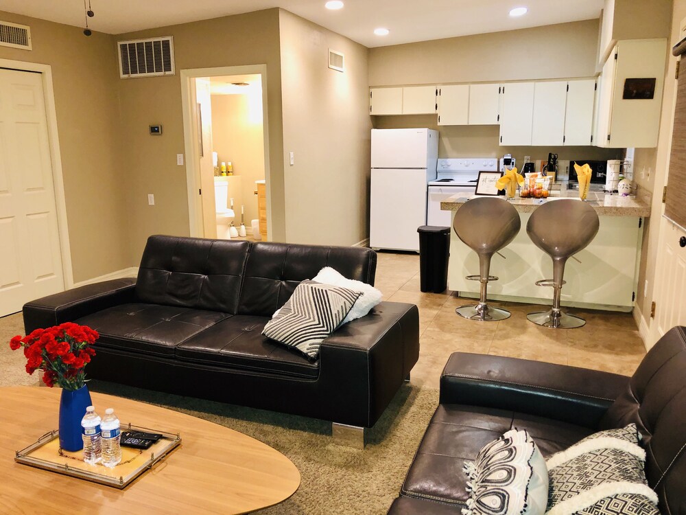 Cozy Central Phoenix 1 Bd Guesthouse