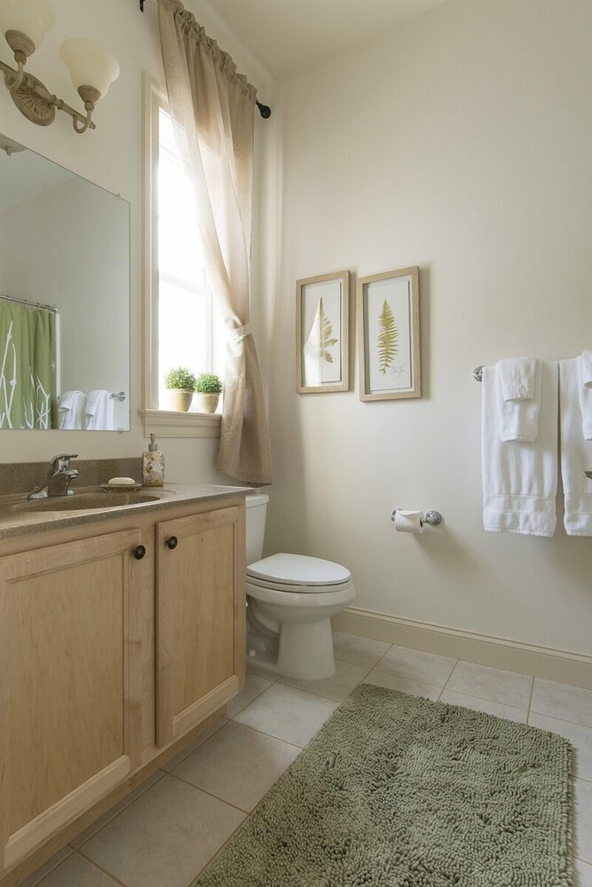 Luxury Condo Located In One Of The “Coolest Small Towns In America