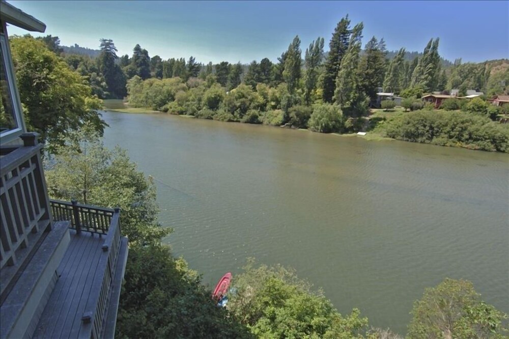 Riverwest - Amazing Views, Riverfront, Private,Tranquil