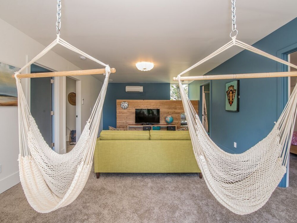 Stunning Modern Home In Trendy & Hip Mississippi District Portland Vrbo