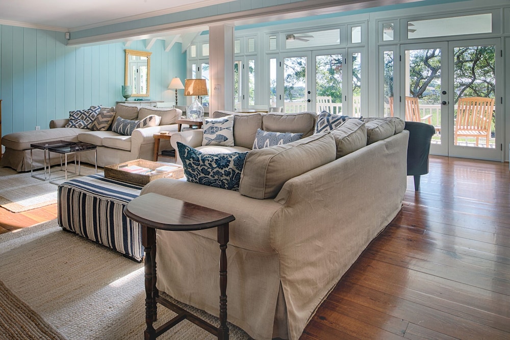 Pawley's Island Family Retreat for any season