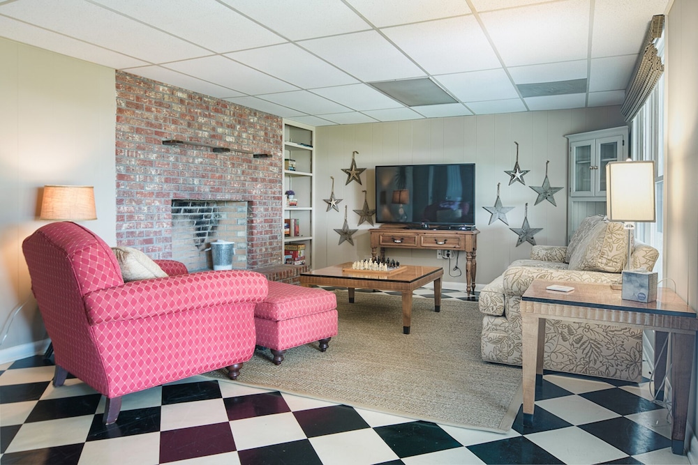 Pawley's Island Family Retreat for any season