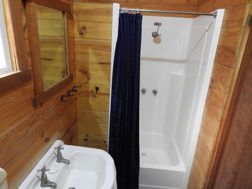 Bathroom, Somerset Caravan Park