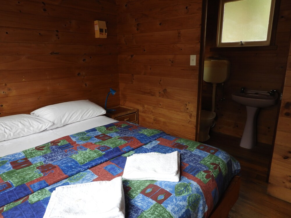 Room, Somerset Caravan Park