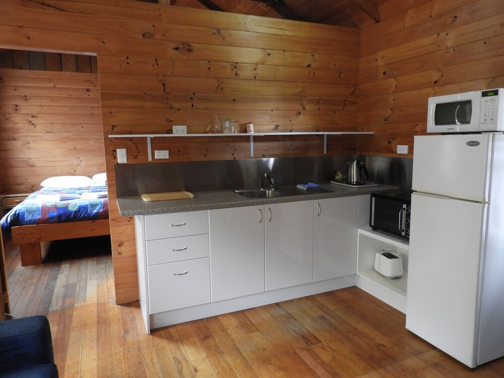 Private kitchenette, Somerset Caravan Park