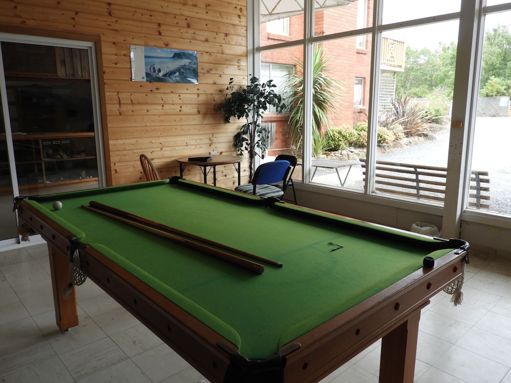 Lobby sitting area, Somerset Caravan Park