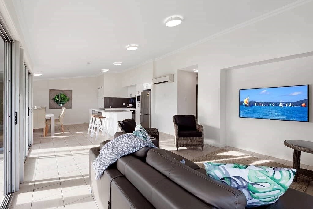 Oasis 20 - Beautiful Apartment on Hamilton Island
