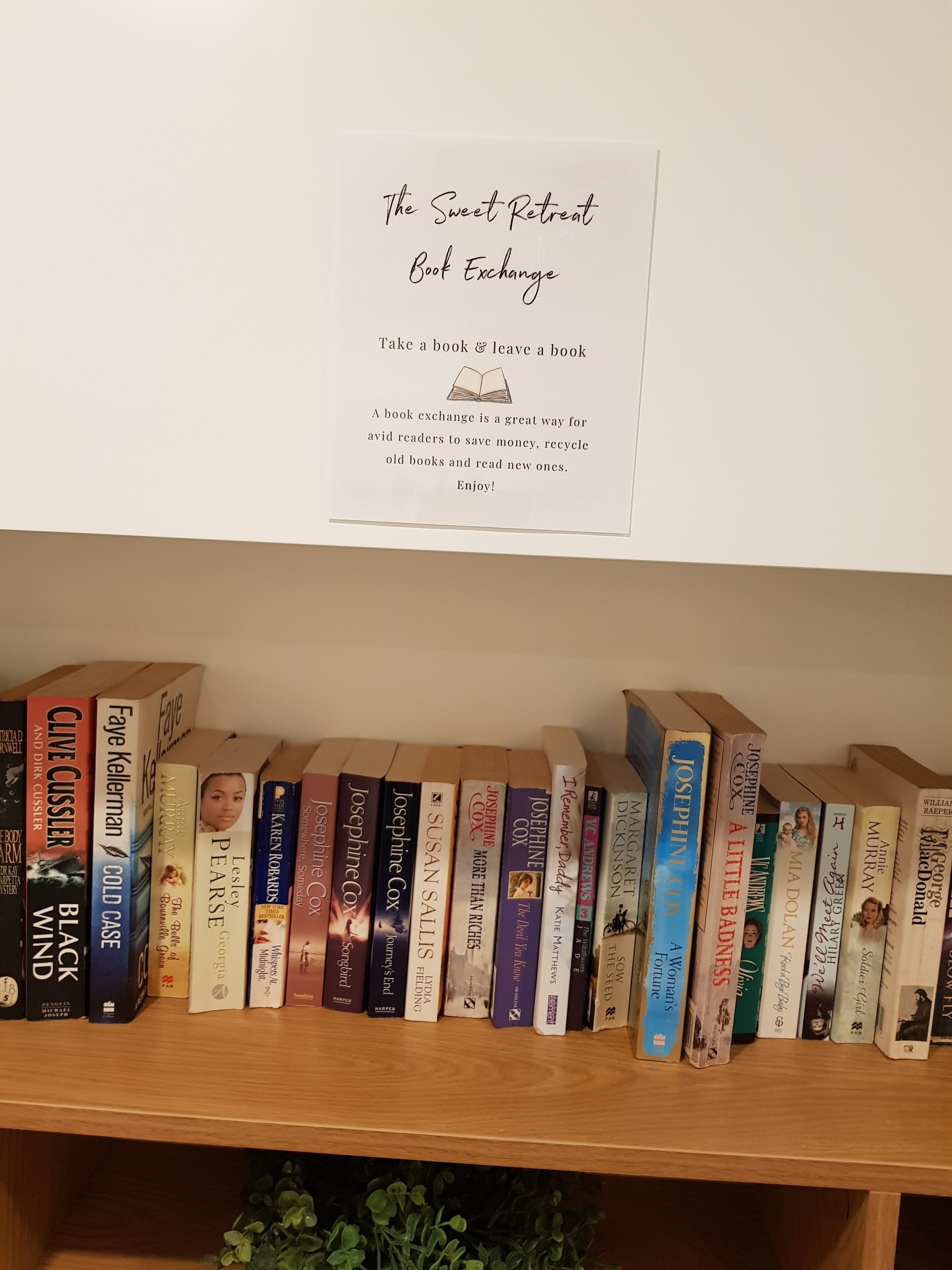 Soak up the Calm of this Creatively Modular Home / Shipping Container