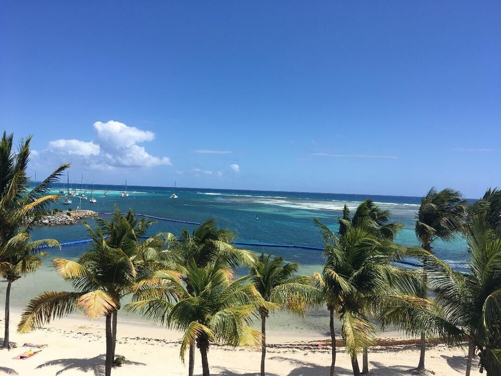 Bungalow With One Bedroom In Guadeloupe With Pool Access