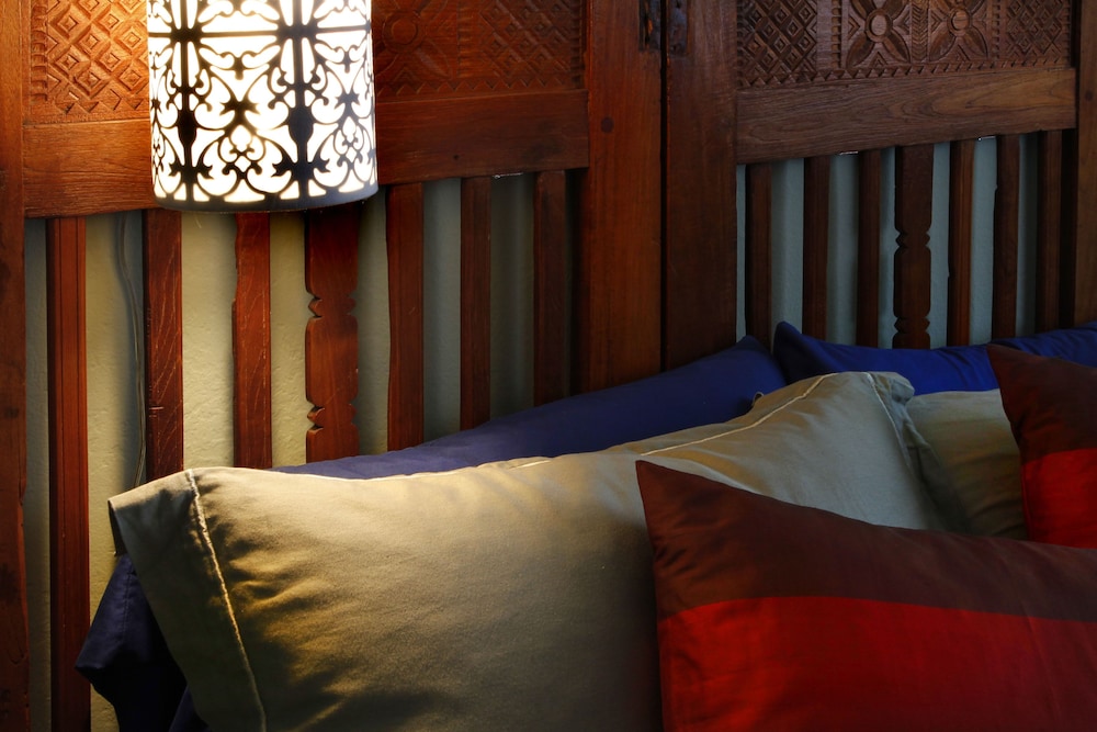 Short  walk to the beach, store and cafe