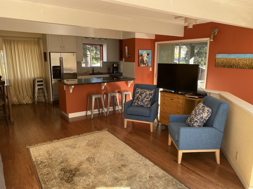 Short  walk to the beach, store and cafe